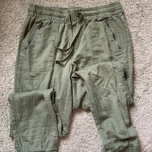 Garage linen joggers!